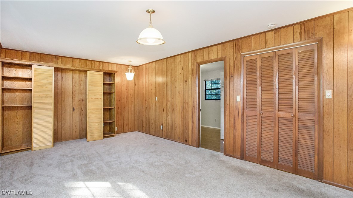 105 Little Grove LN