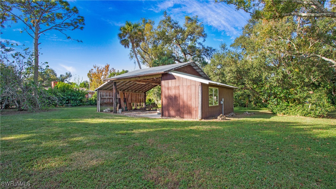 105 Little Grove LN
