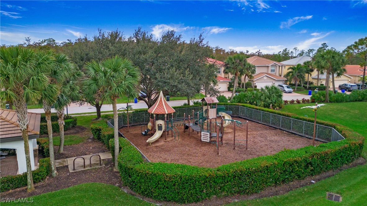 11312 Sparkleberry DR