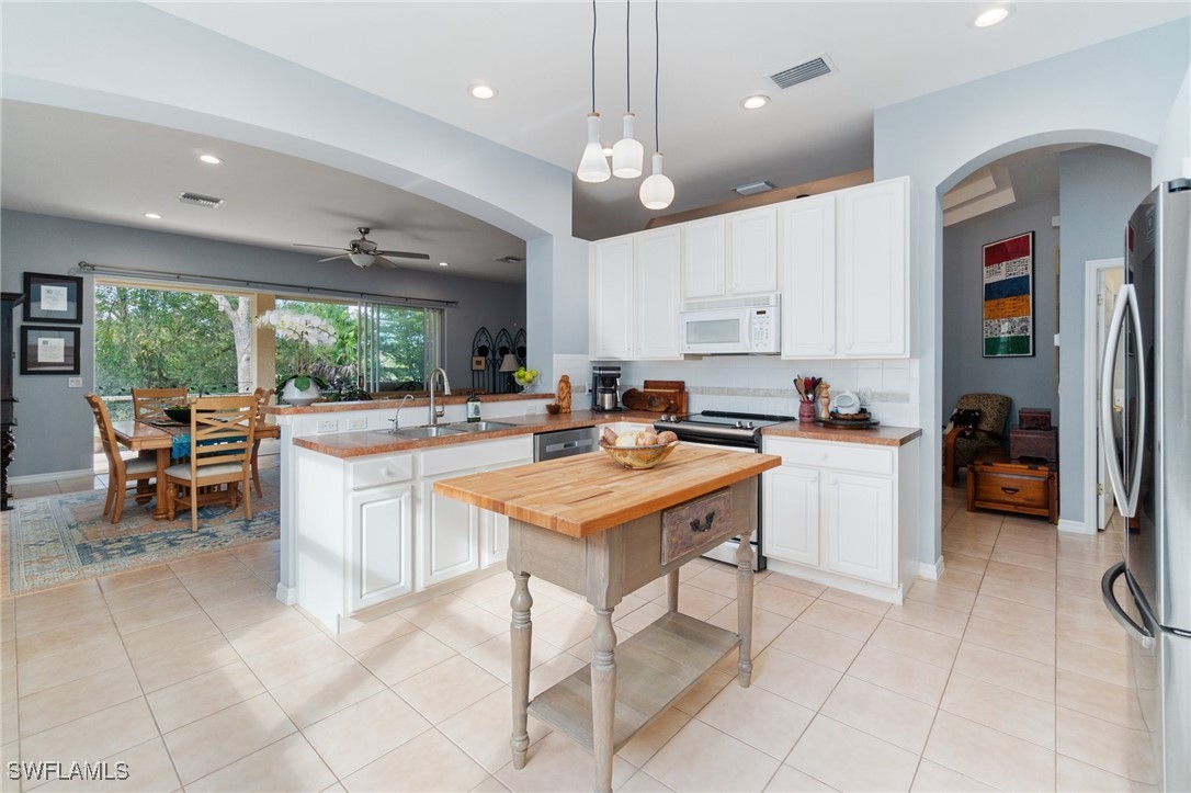 7383 Sika Deer WAY
