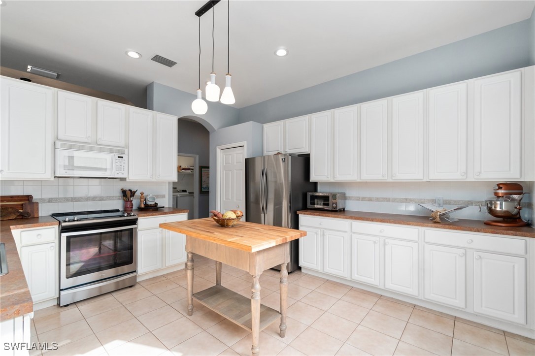 7383 Sika Deer WAY