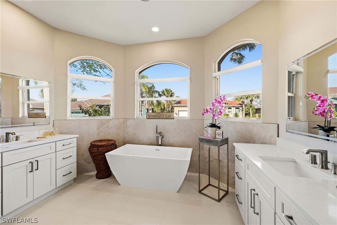 8491 Southwind Bay CIR
