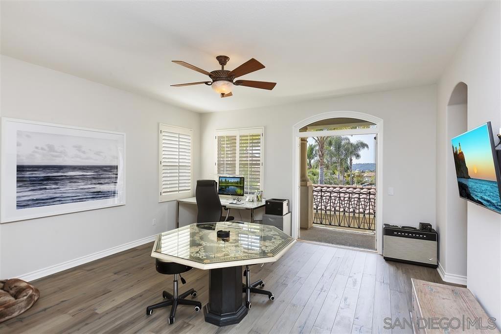 3289 Avenida De Sueno