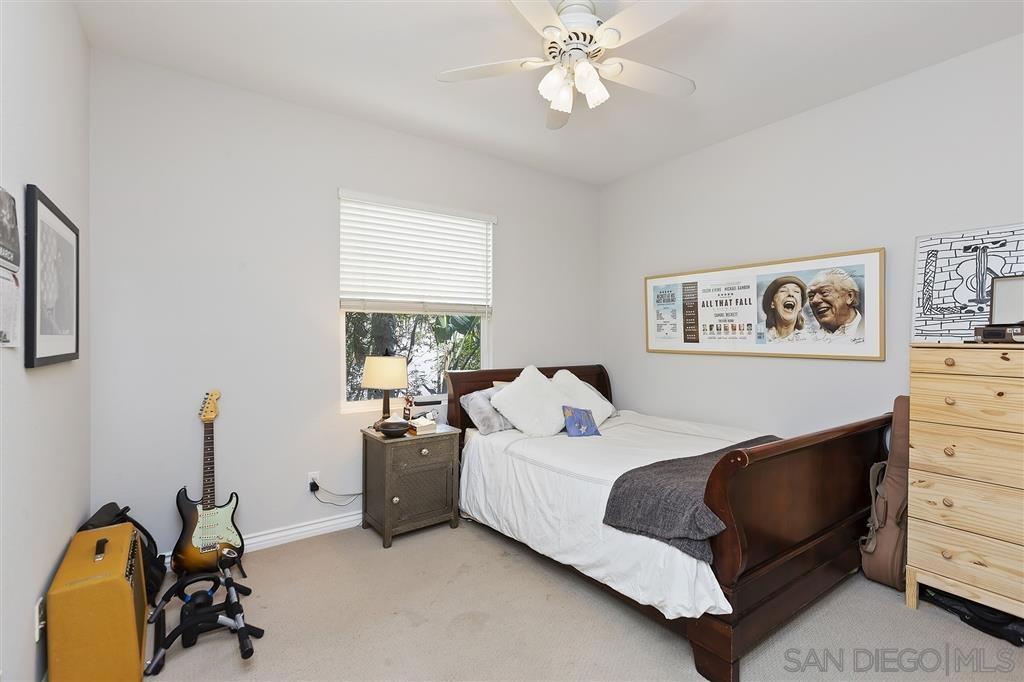 3289 Avenida De Sueno