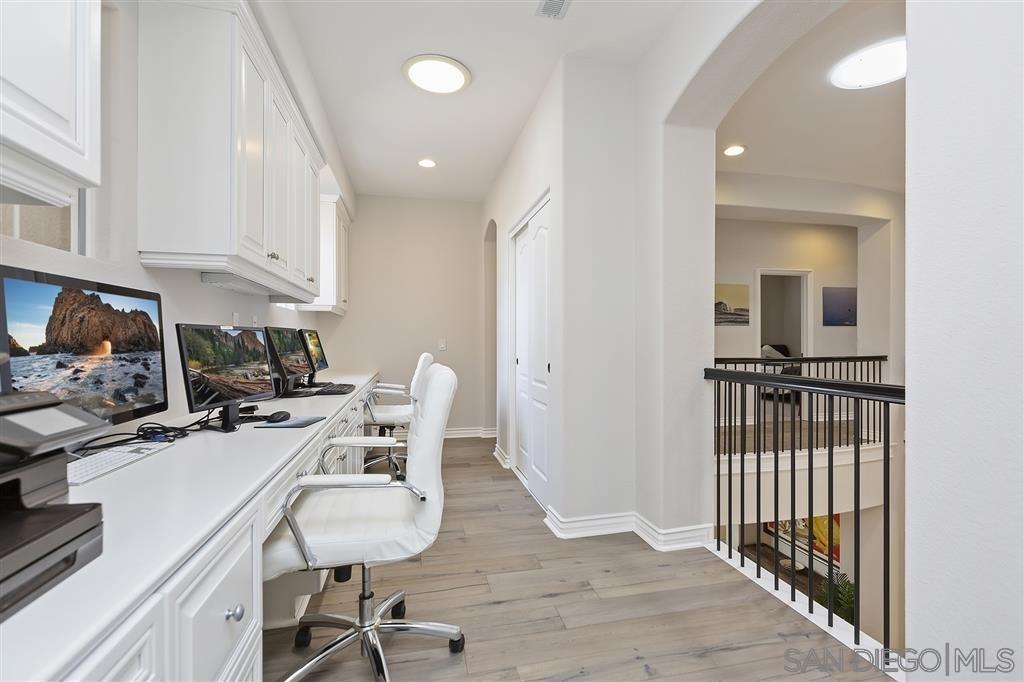 3289 Avenida De Sueno