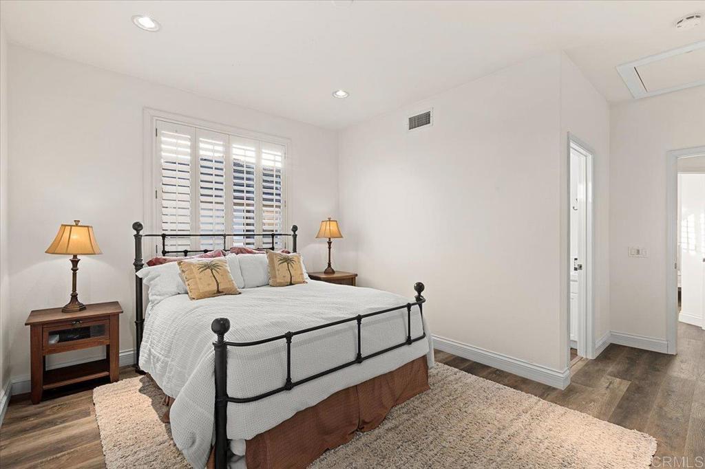 6270 Paseo Elegancia