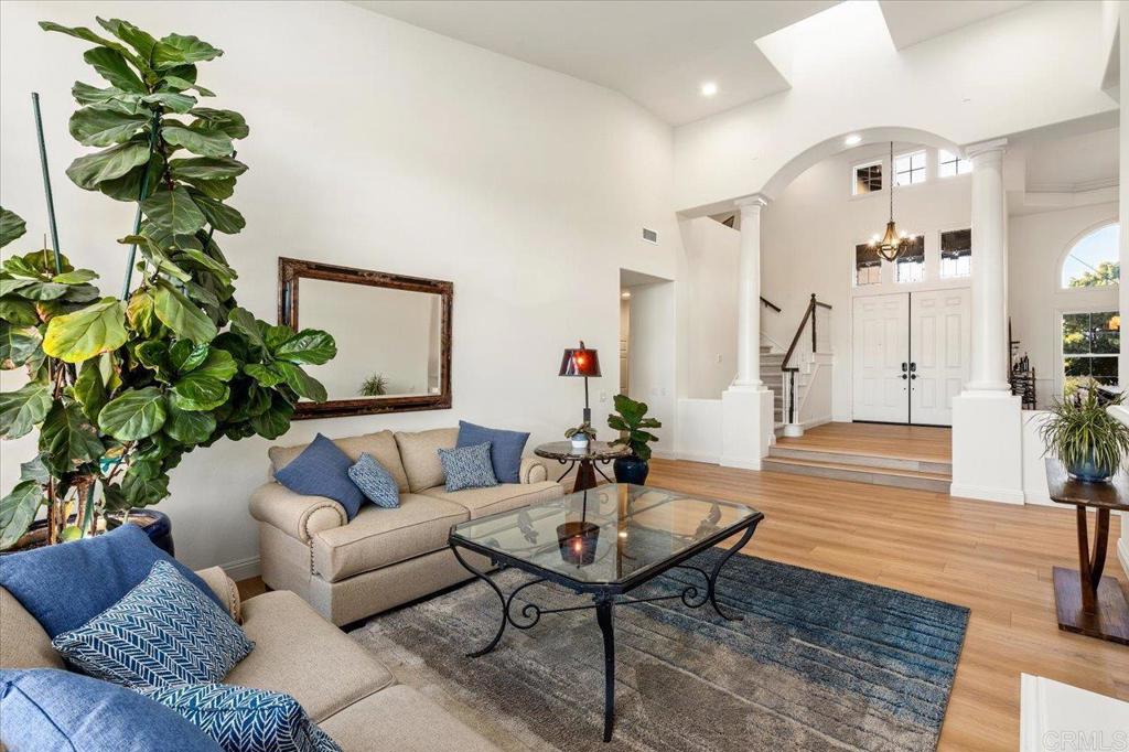 6270 Paseo Elegancia