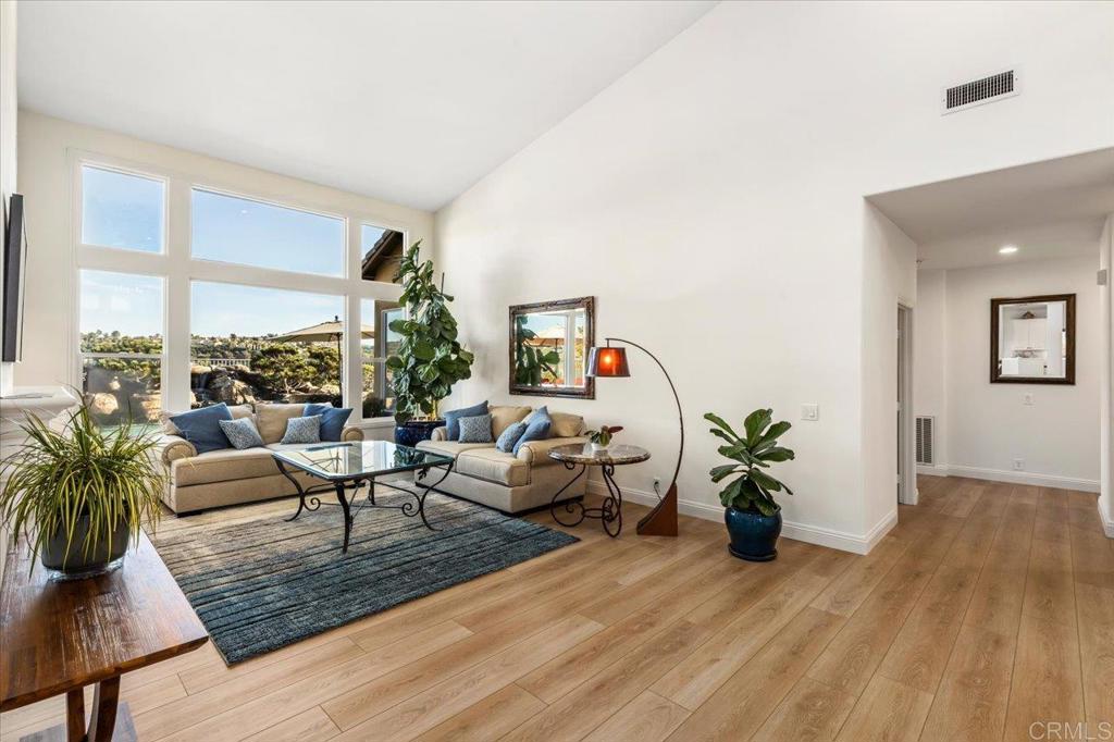 6270 Paseo Elegancia