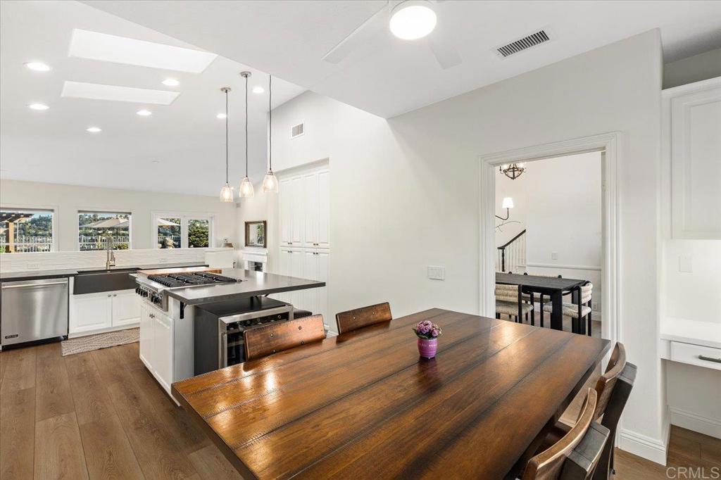 6270 Paseo Elegancia