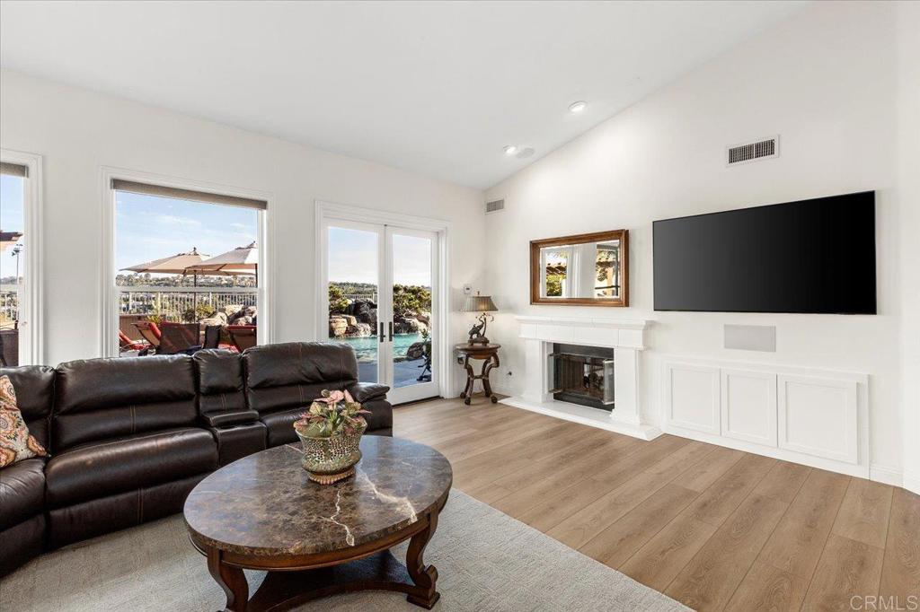 6270 Paseo Elegancia