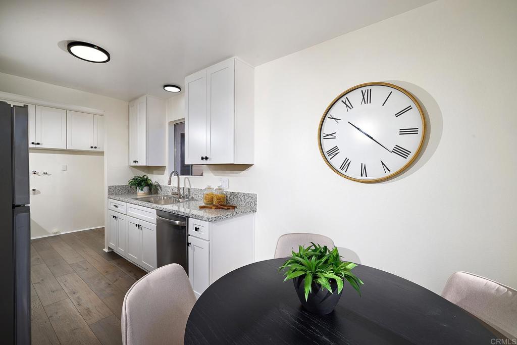 3525 Hollencrest Road