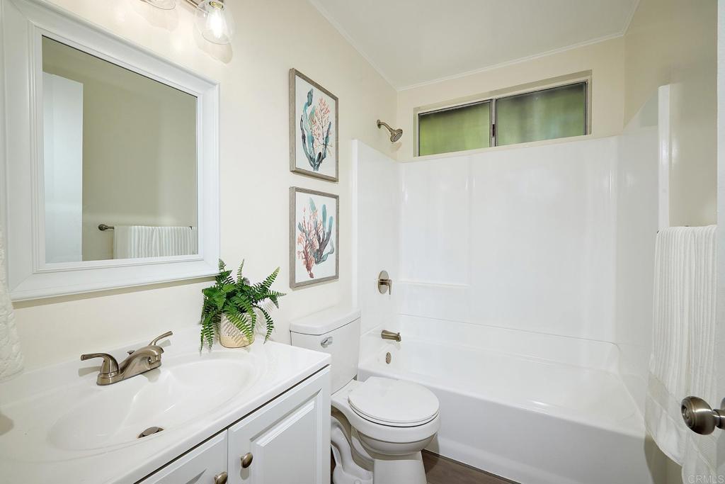 3525 Hollencrest Road