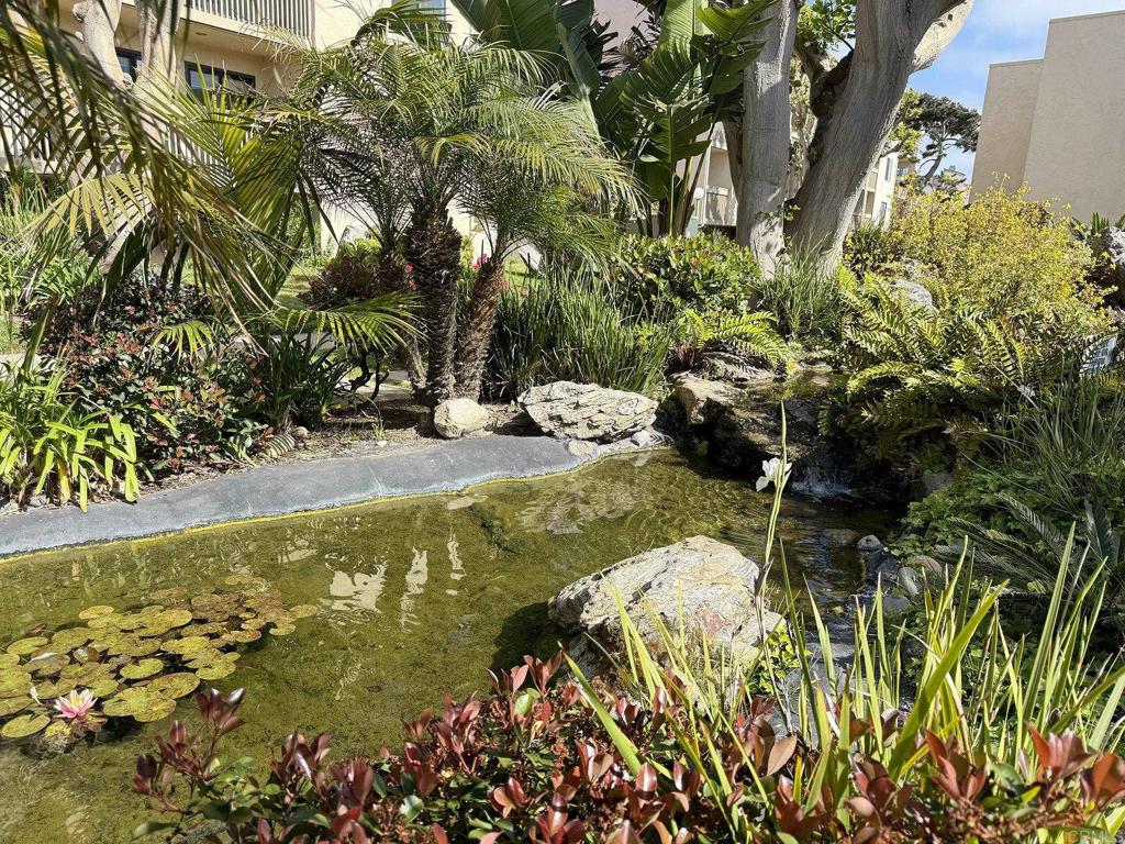 435 S Sierra Avenue 118