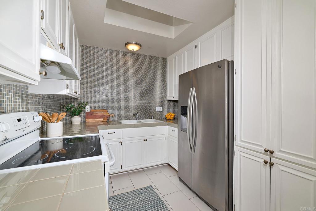 1234 Caminito Septimo