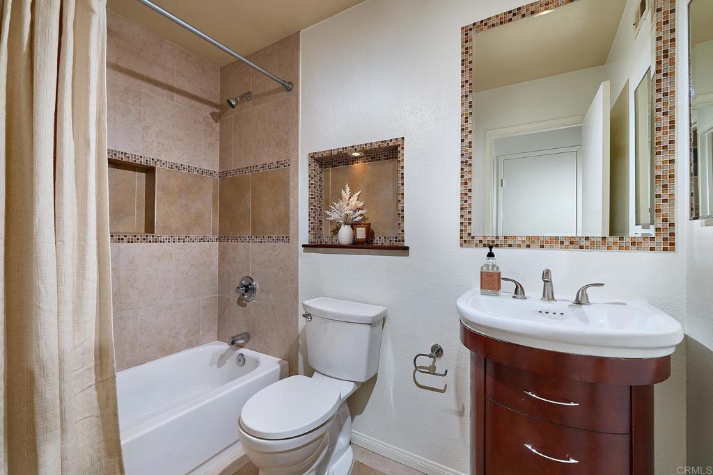 1234 Caminito Septimo