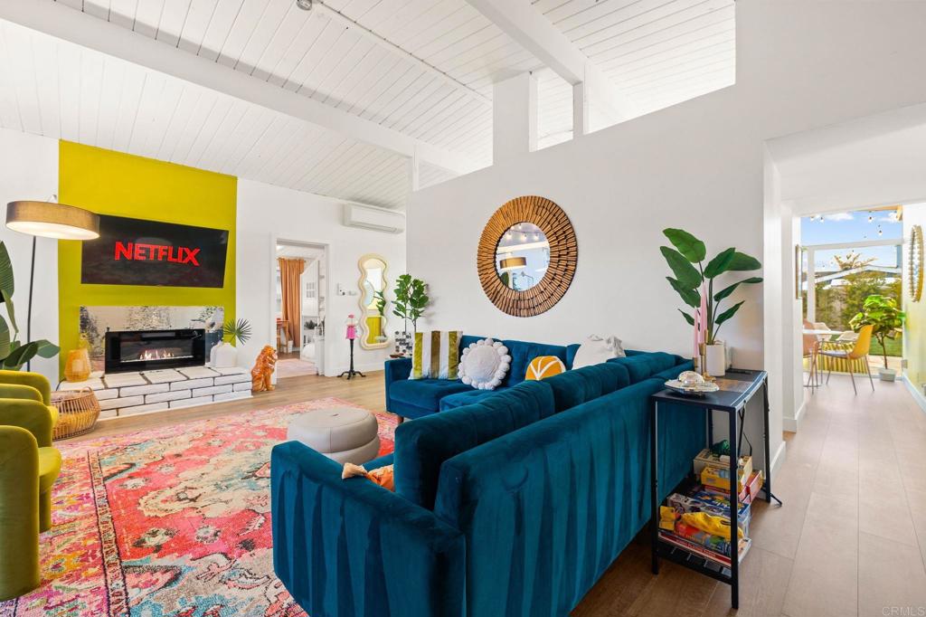 3430 Las Vegas Drive