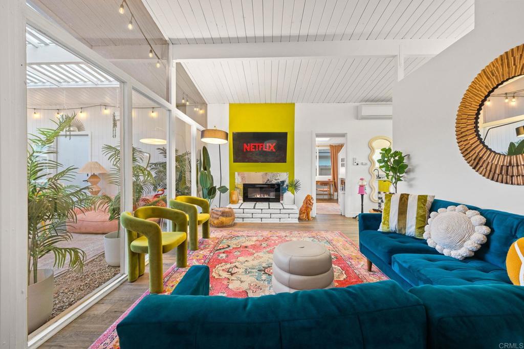 3430 Las Vegas Drive