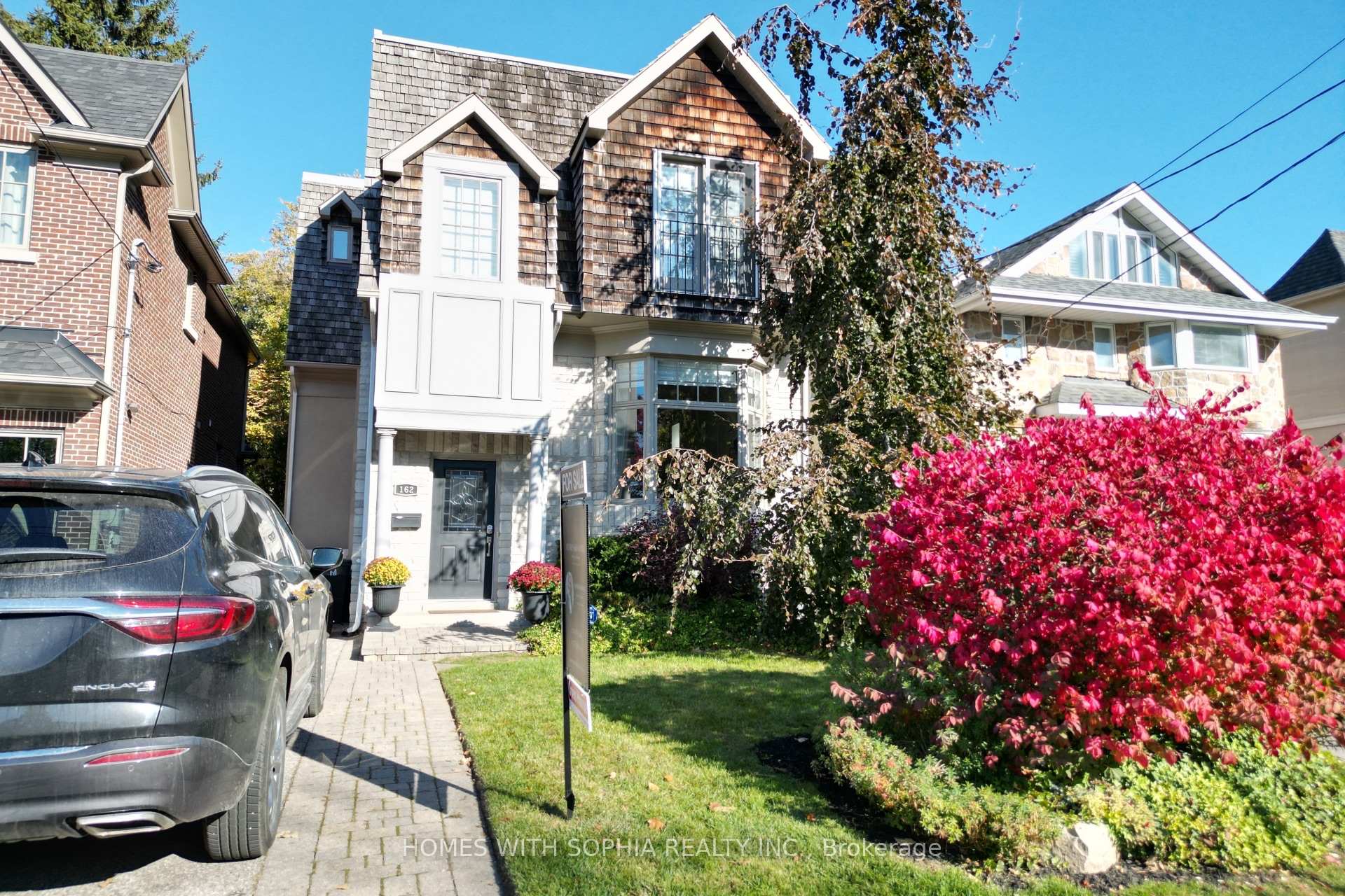 162 Glenvale Boulevard, Toronto