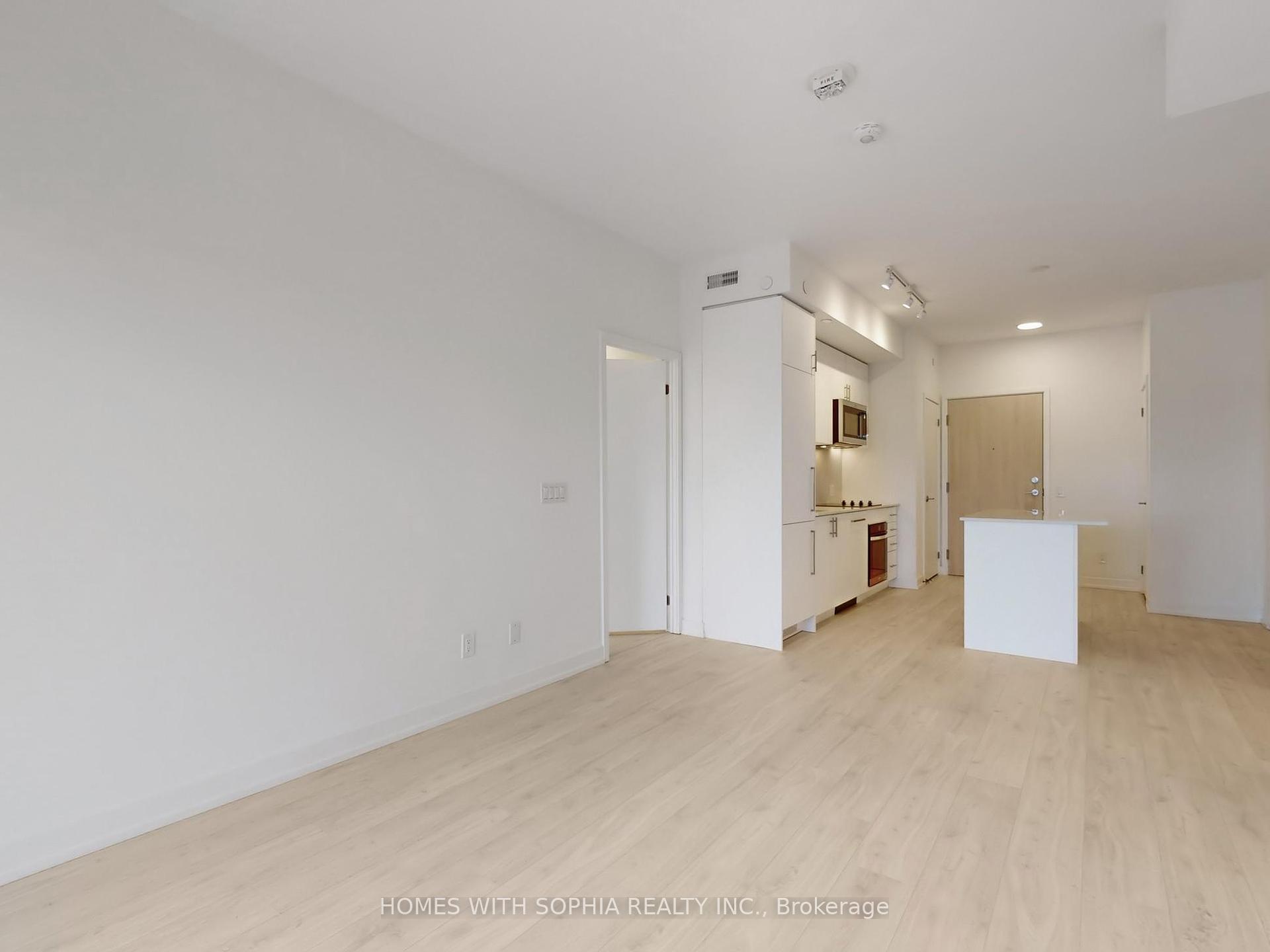 #702 - 181 Sheppard Avenue, Toronto Unit: 702