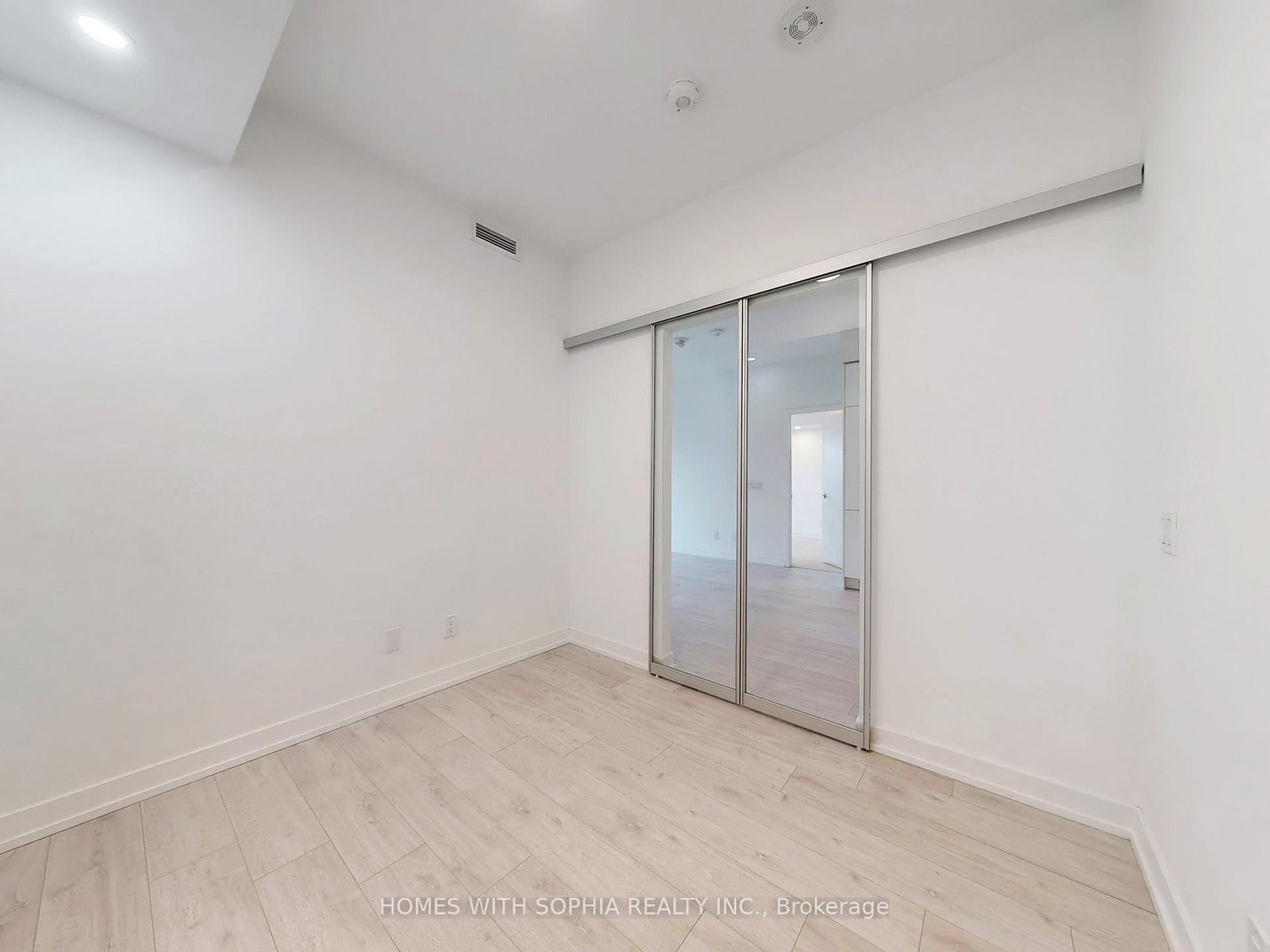 #702 - 181 Sheppard Avenue, Toronto Unit: 702