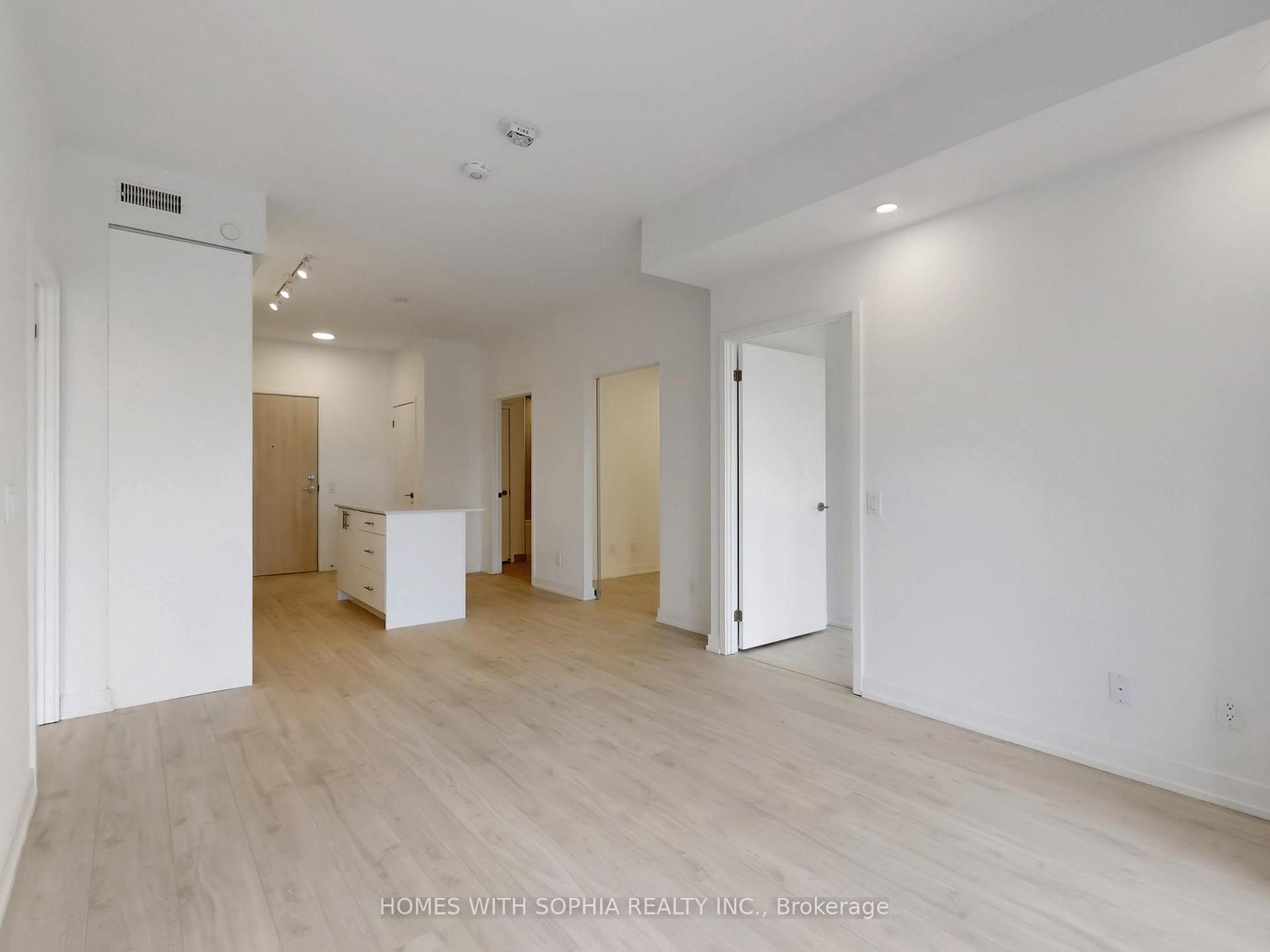 #702 - 181 Sheppard Avenue, Toronto Unit: 702