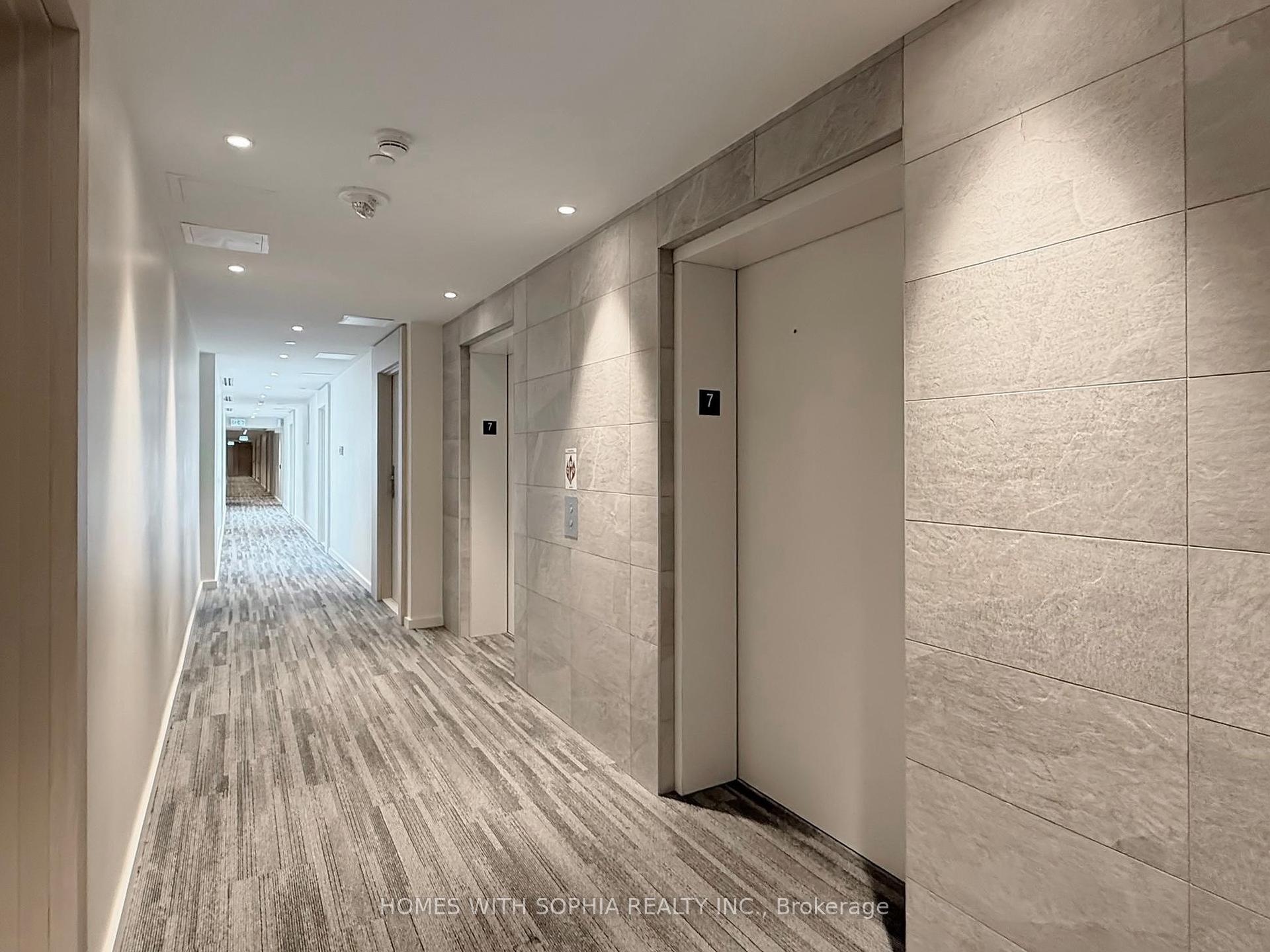 #702 - 181 Sheppard Avenue, Toronto Unit: 702