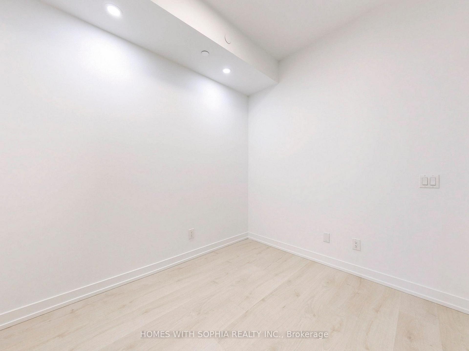 181 Sheppard Avenue E 713, Toronto C14 Unit: 713