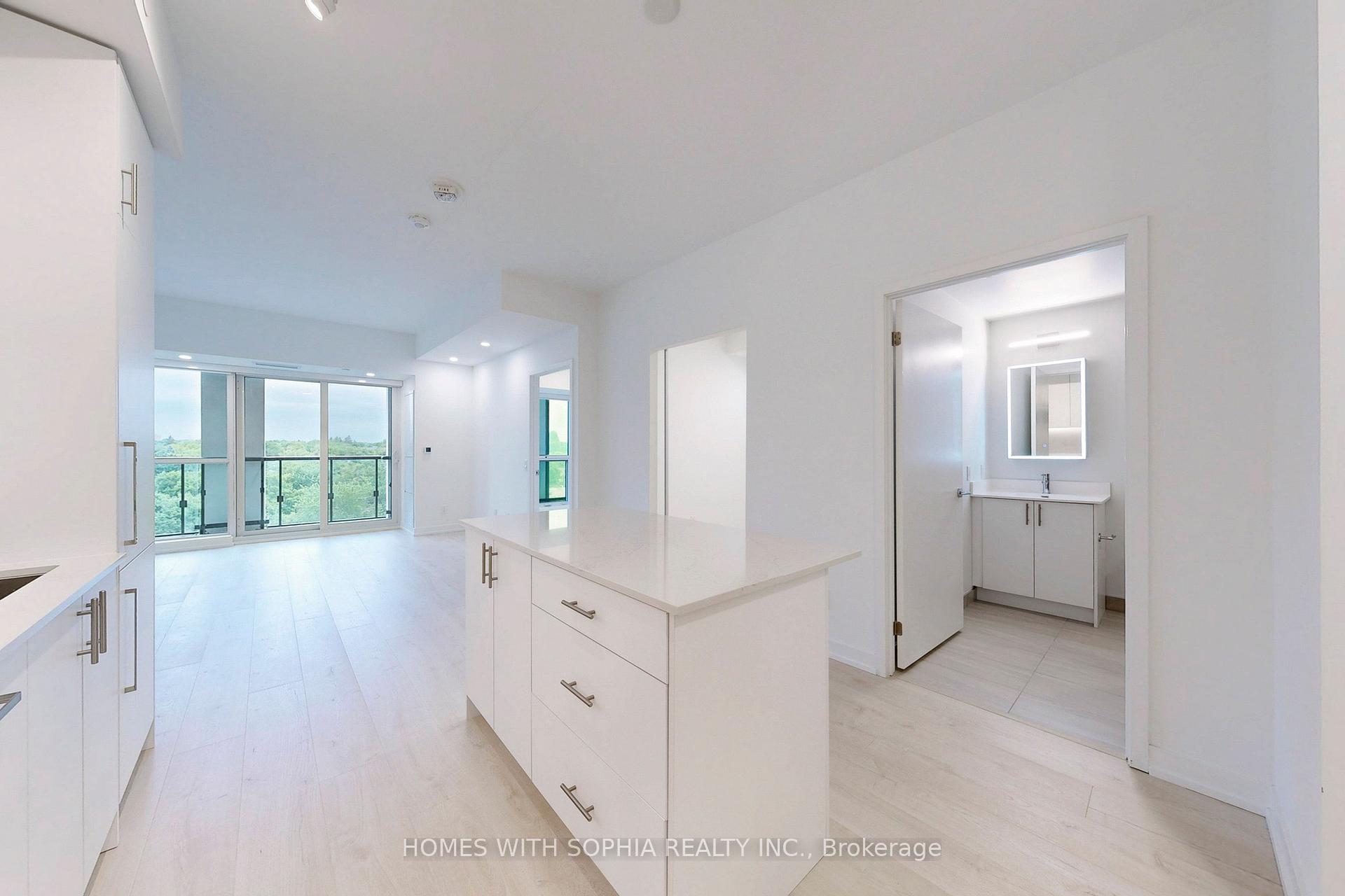 181 Sheppard Avenue E 713