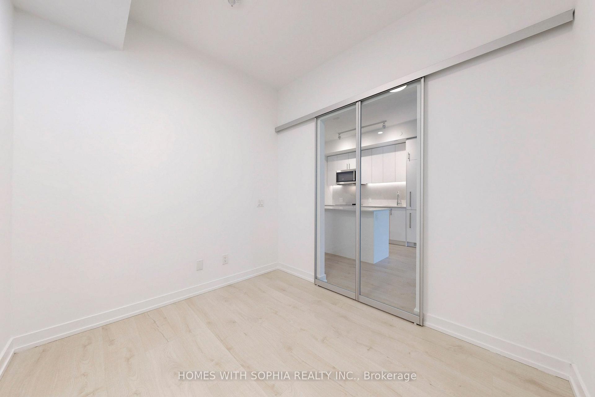 181 Sheppard Avenue E 713