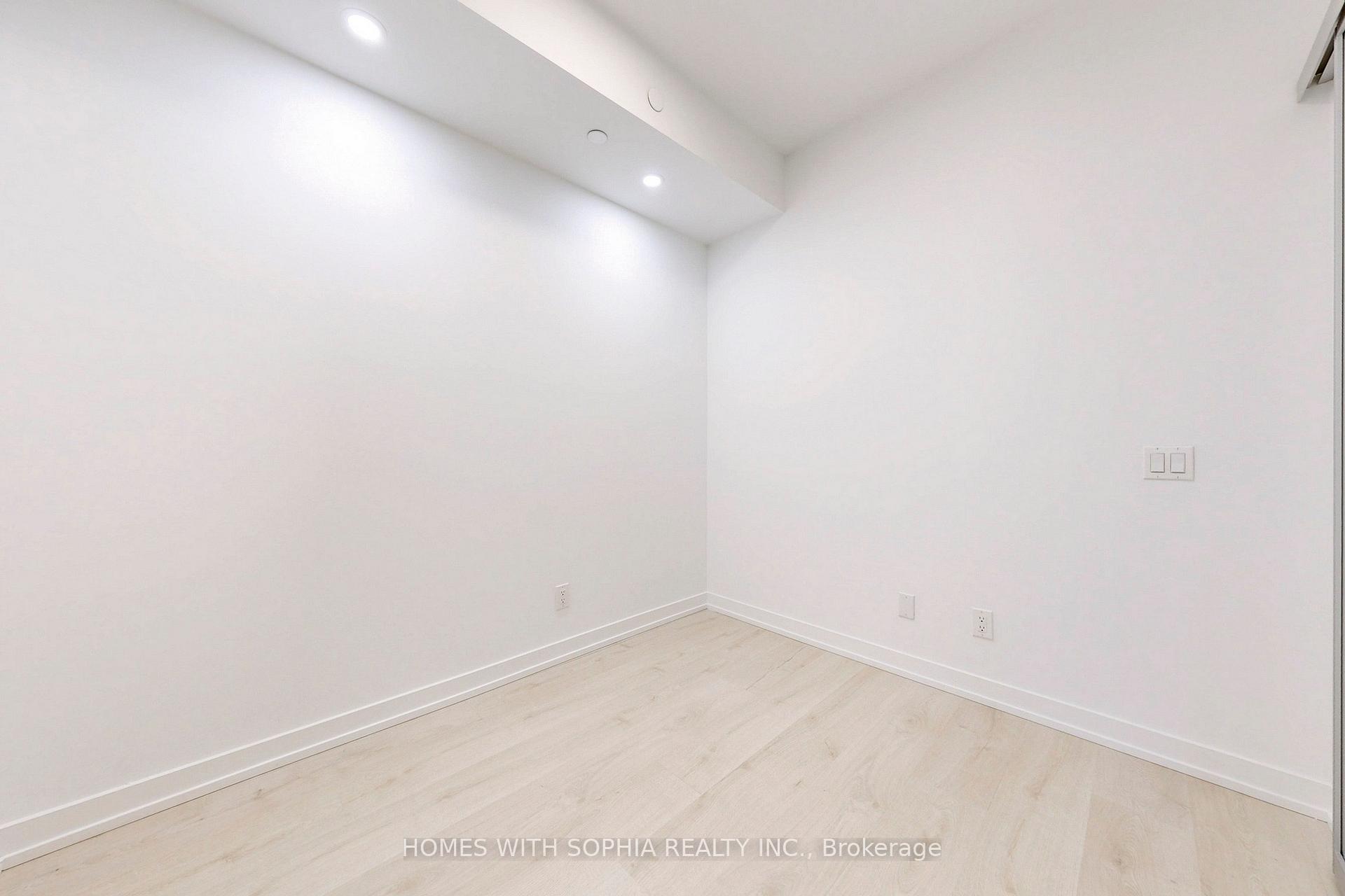 181 Sheppard Avenue E 713