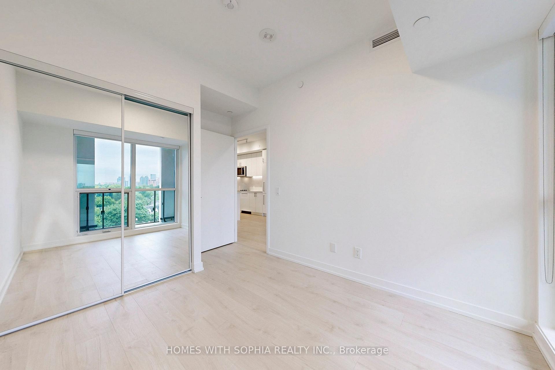 181 Sheppard Avenue E 713