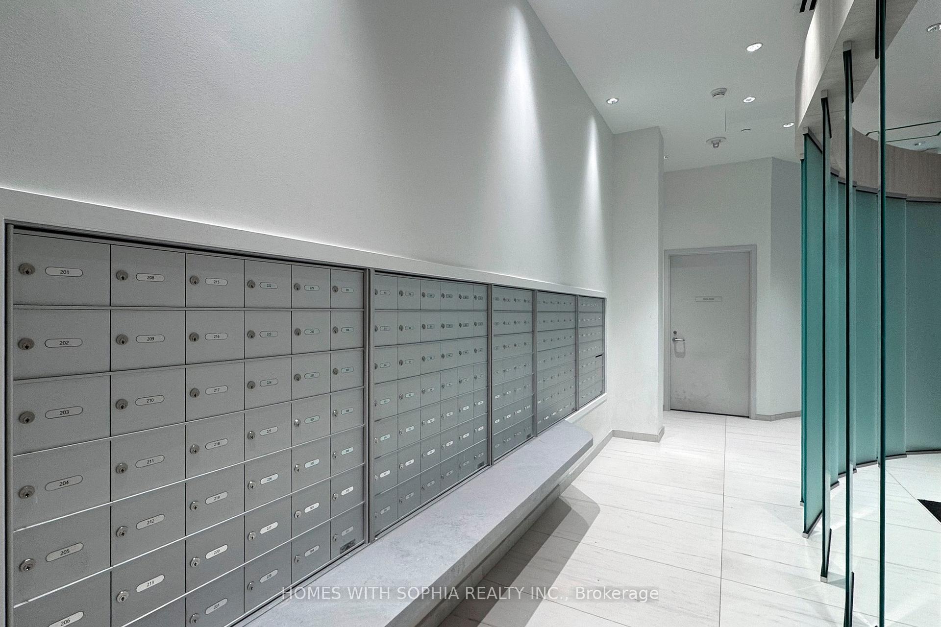 181 Sheppard Avenue E 713