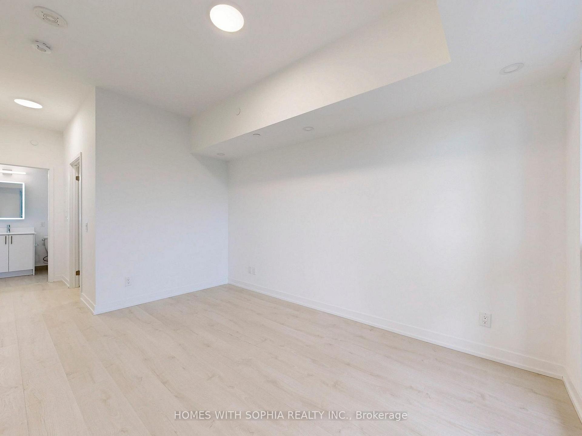 181 Sheppard Avenue E 713