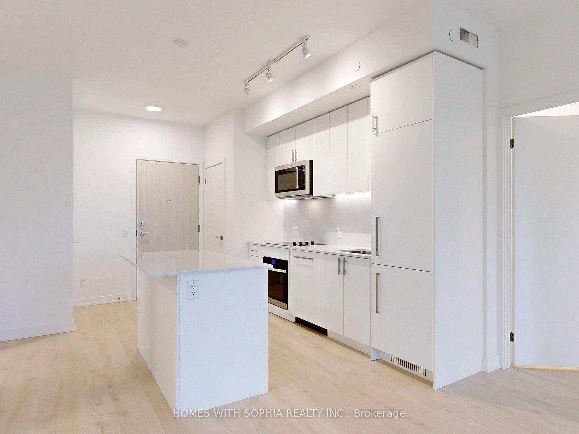 181 Sheppard Avenue E 713