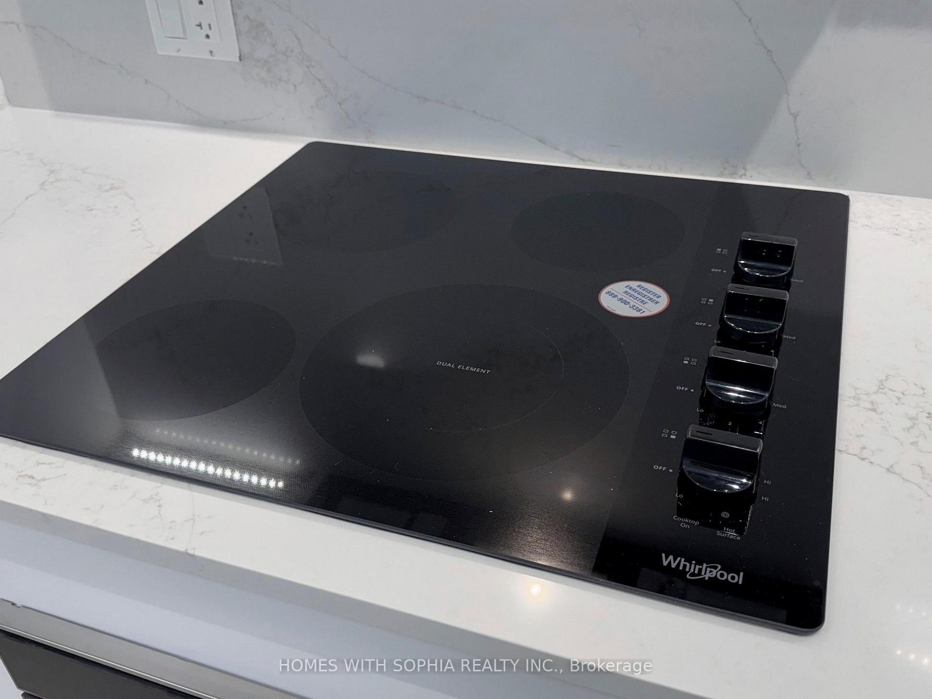 181 Sheppard Avenue E 713