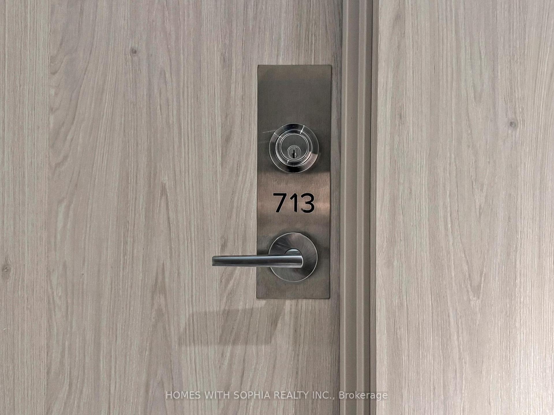 181 Sheppard Avenue E 713