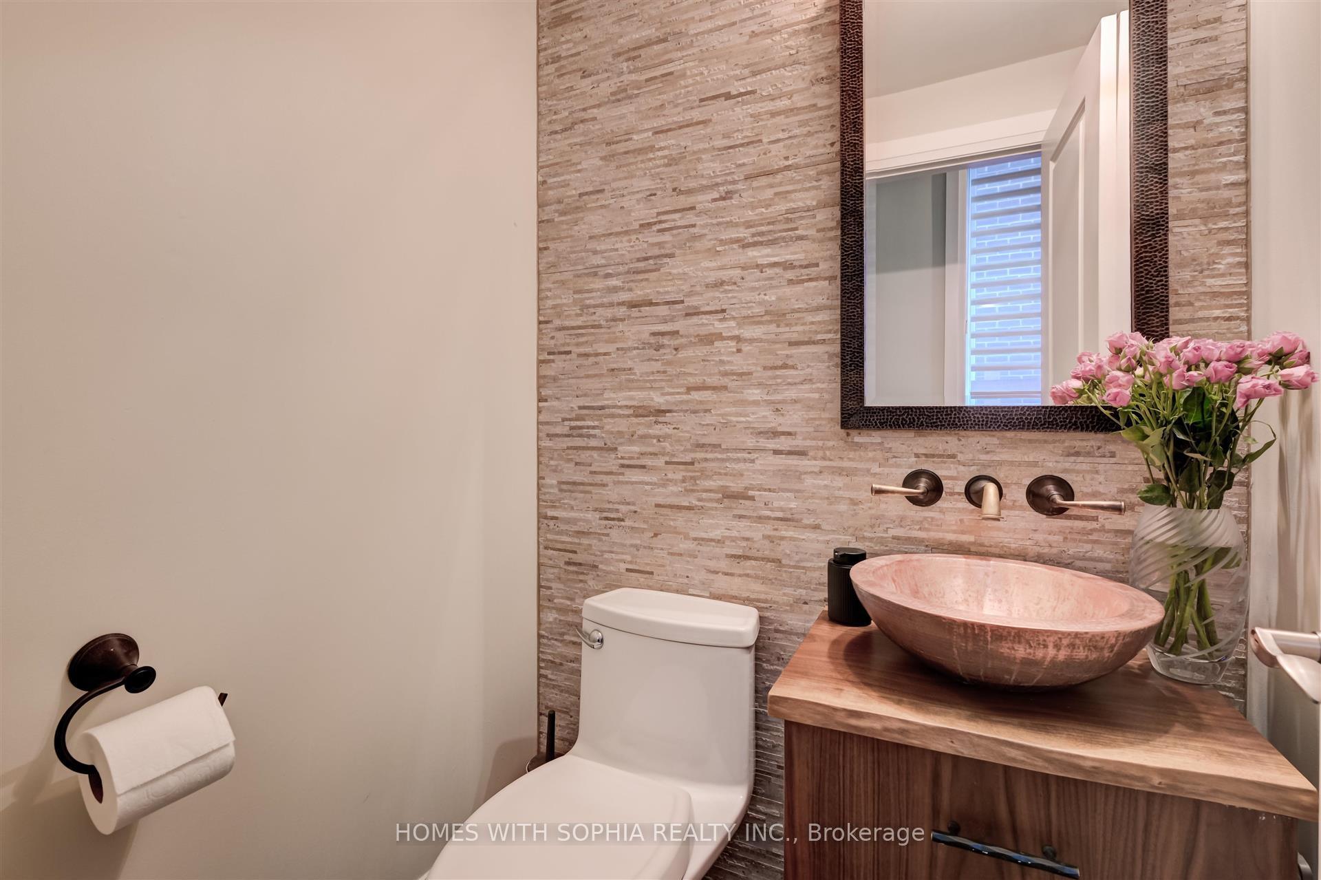 162 Glenvale Boulevard