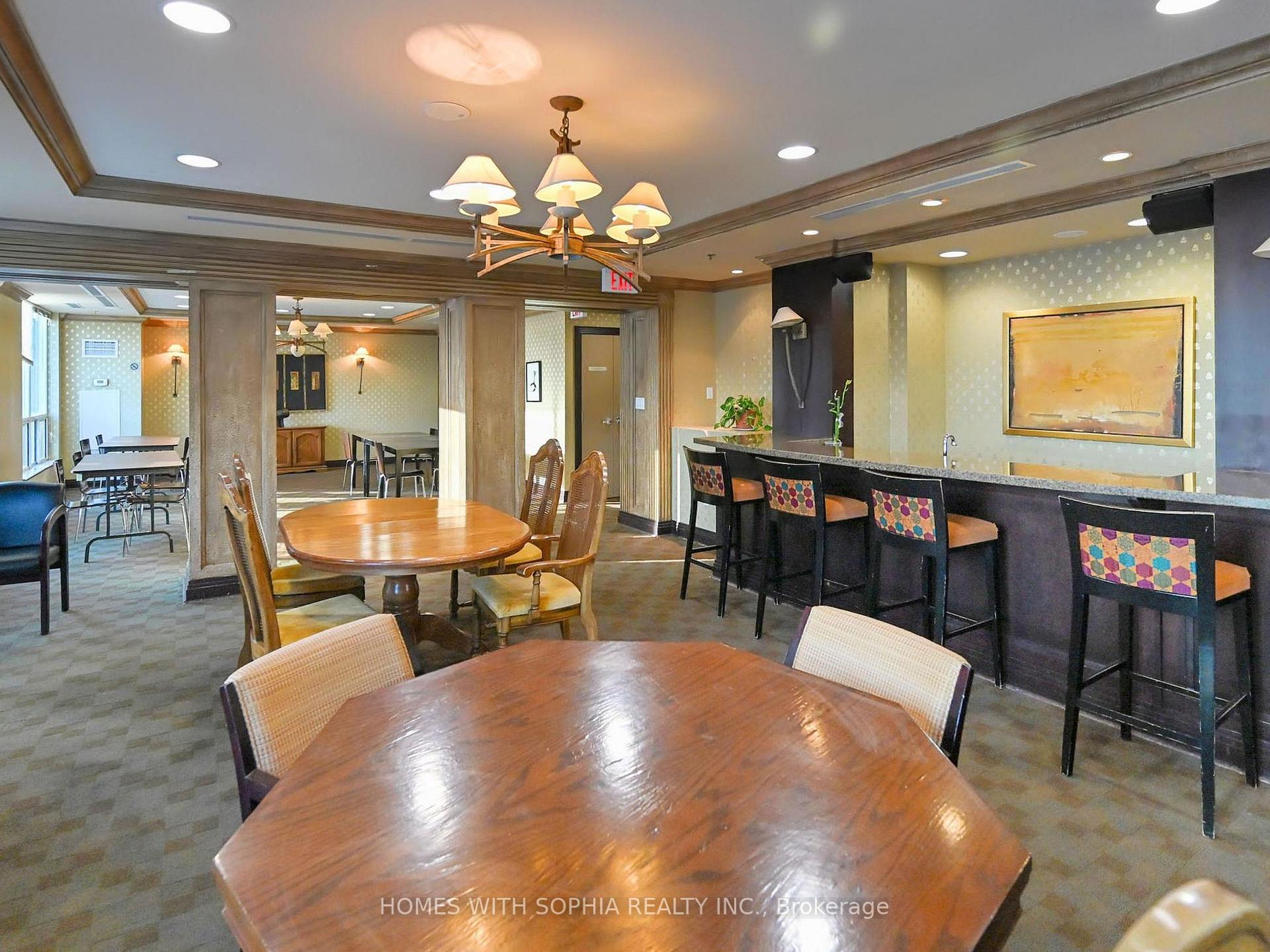 188 Doris Avenue 1709