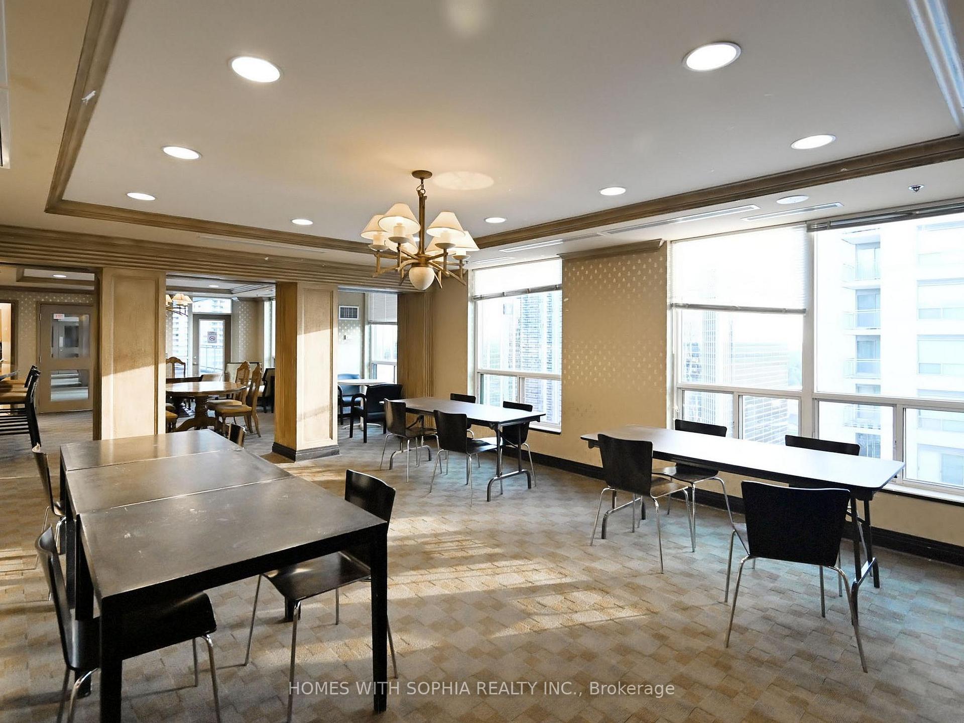 188 Doris Avenue 1709