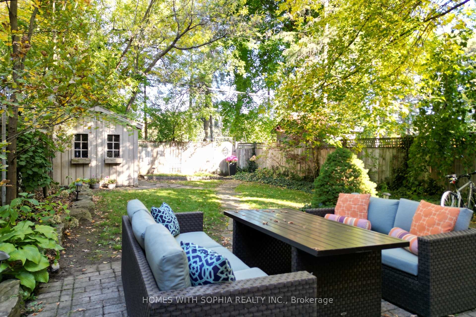 162 Glenvale Boulevard