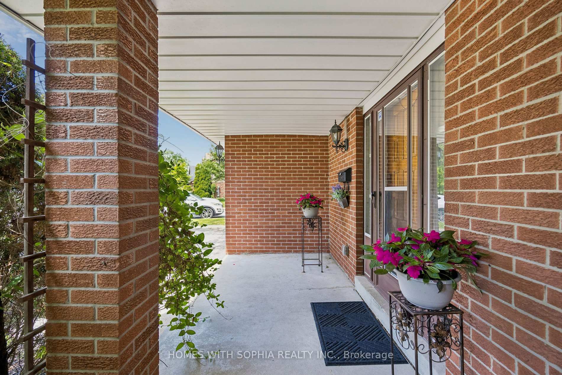 34 Rustywood Drive, Toronto