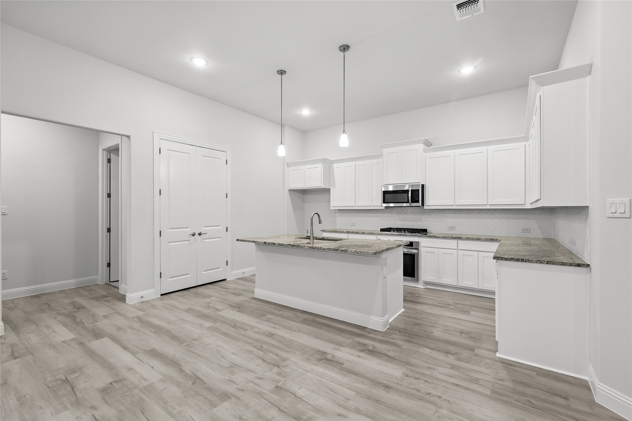 1844 Acorn Creek Circle