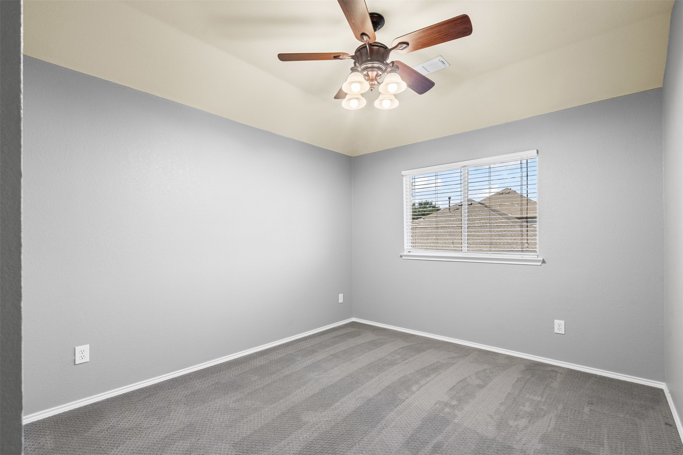 1413 Glenshire Drive