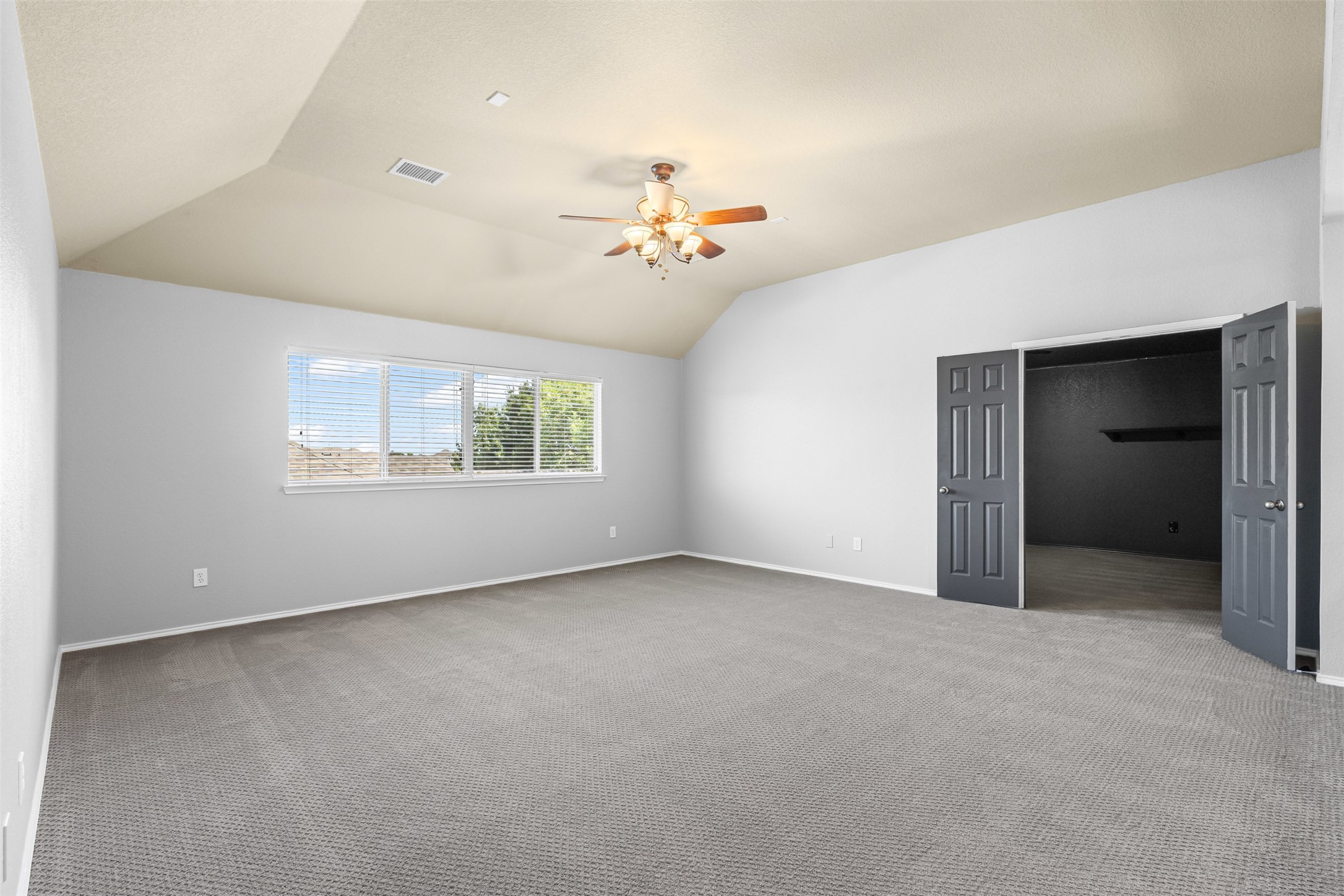 1413 Glenshire Drive