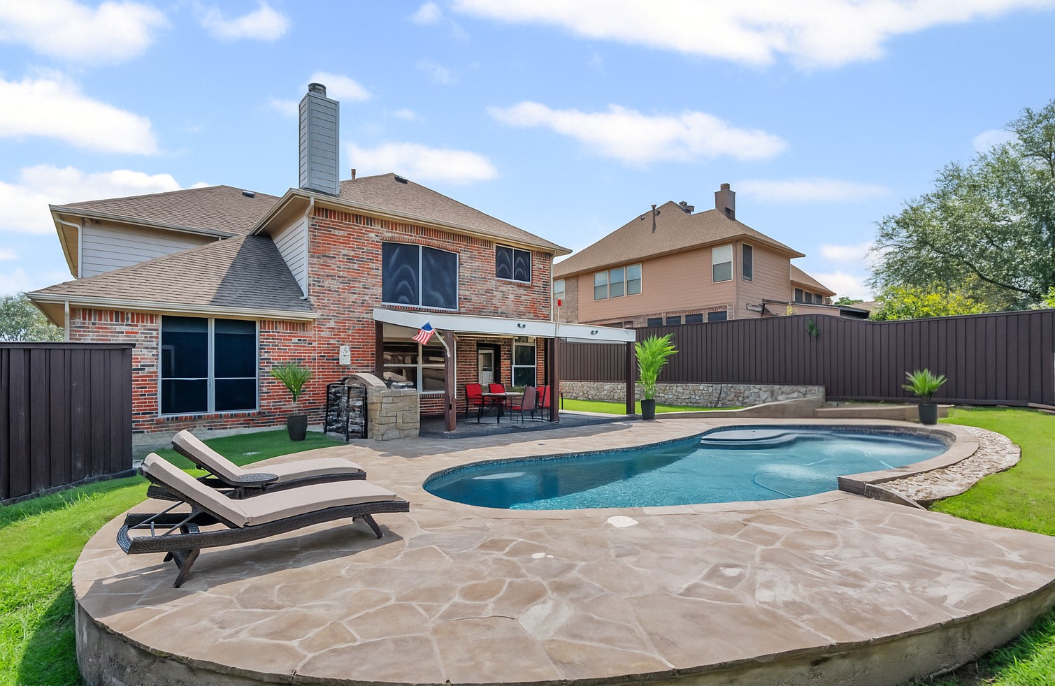 1413 Glenshire Drive