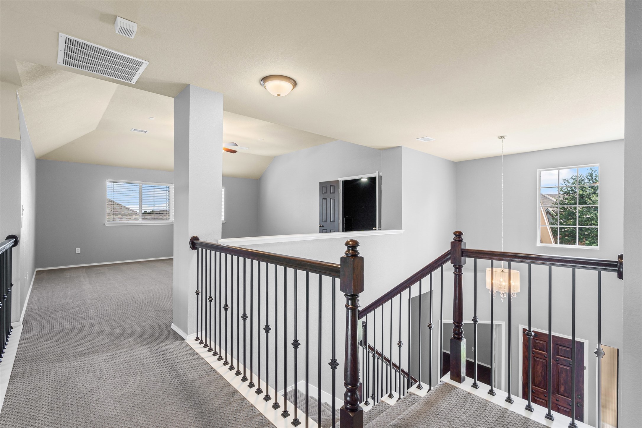 1413 Glenshire Drive