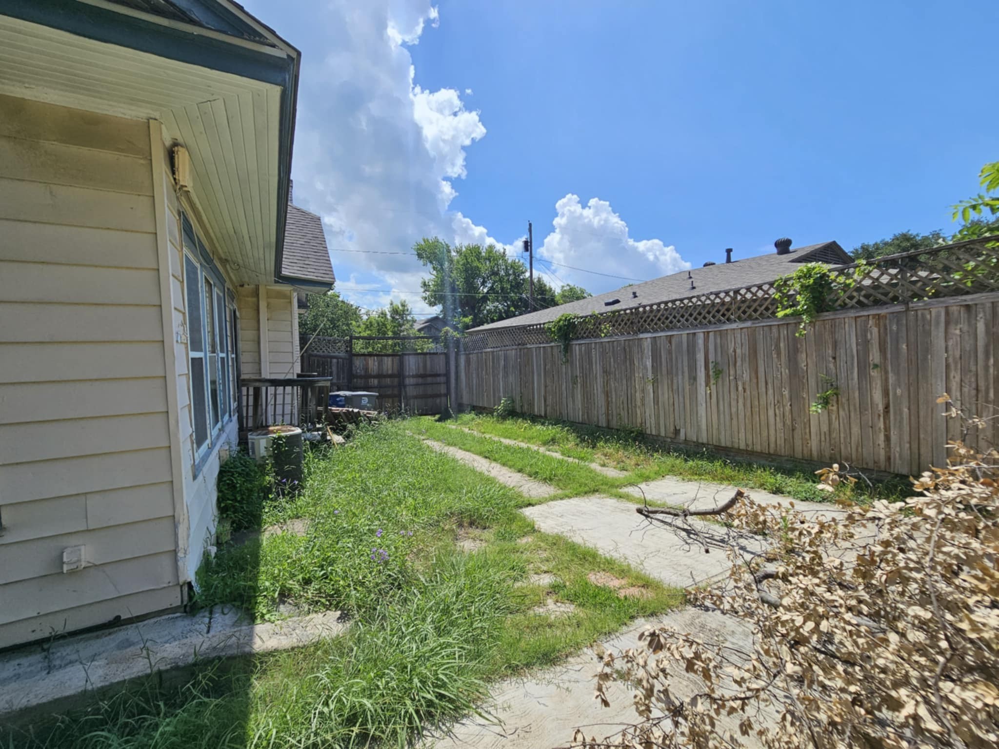 809 N Crawford Street