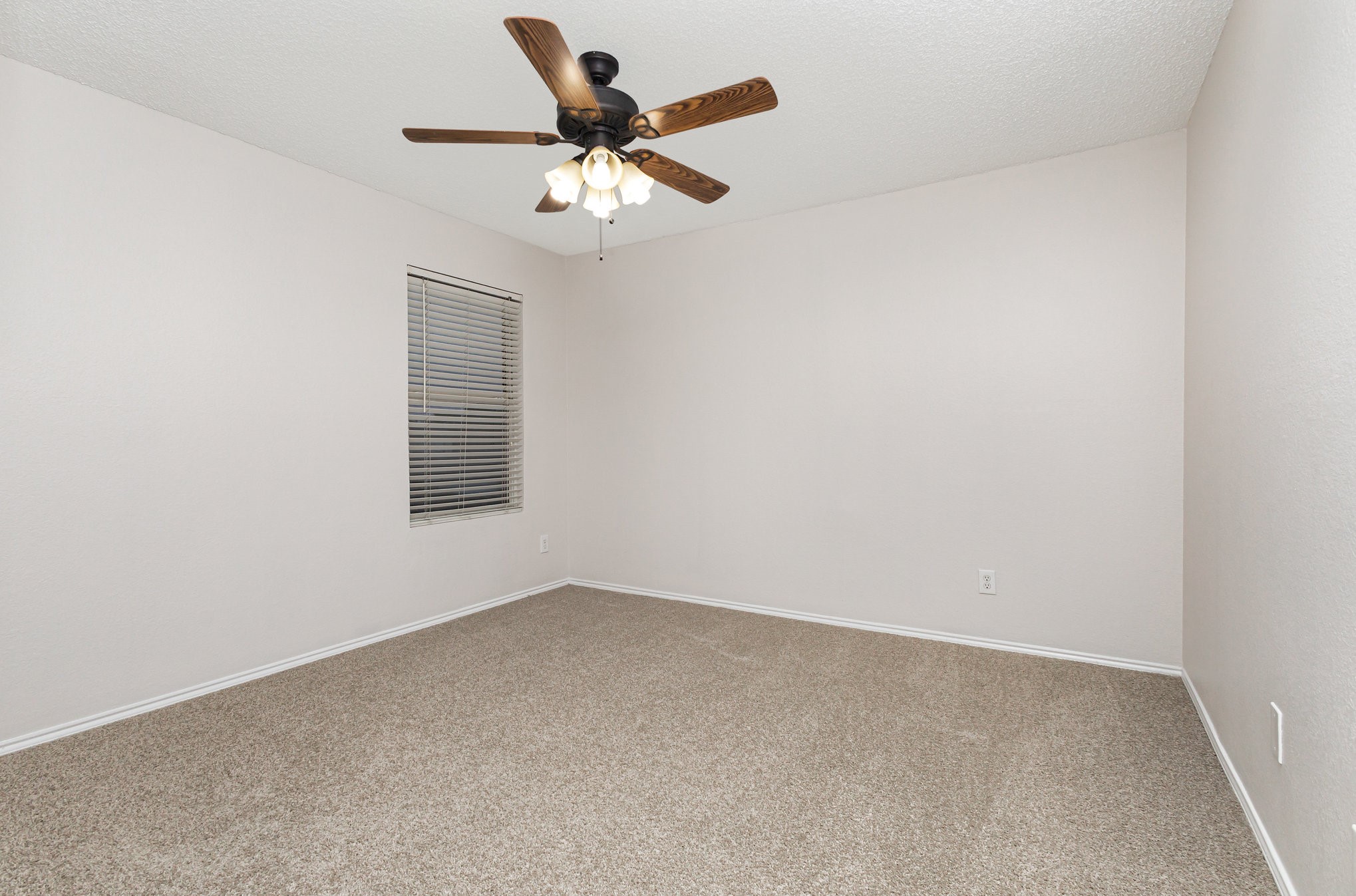 1484 Glenwick Drive