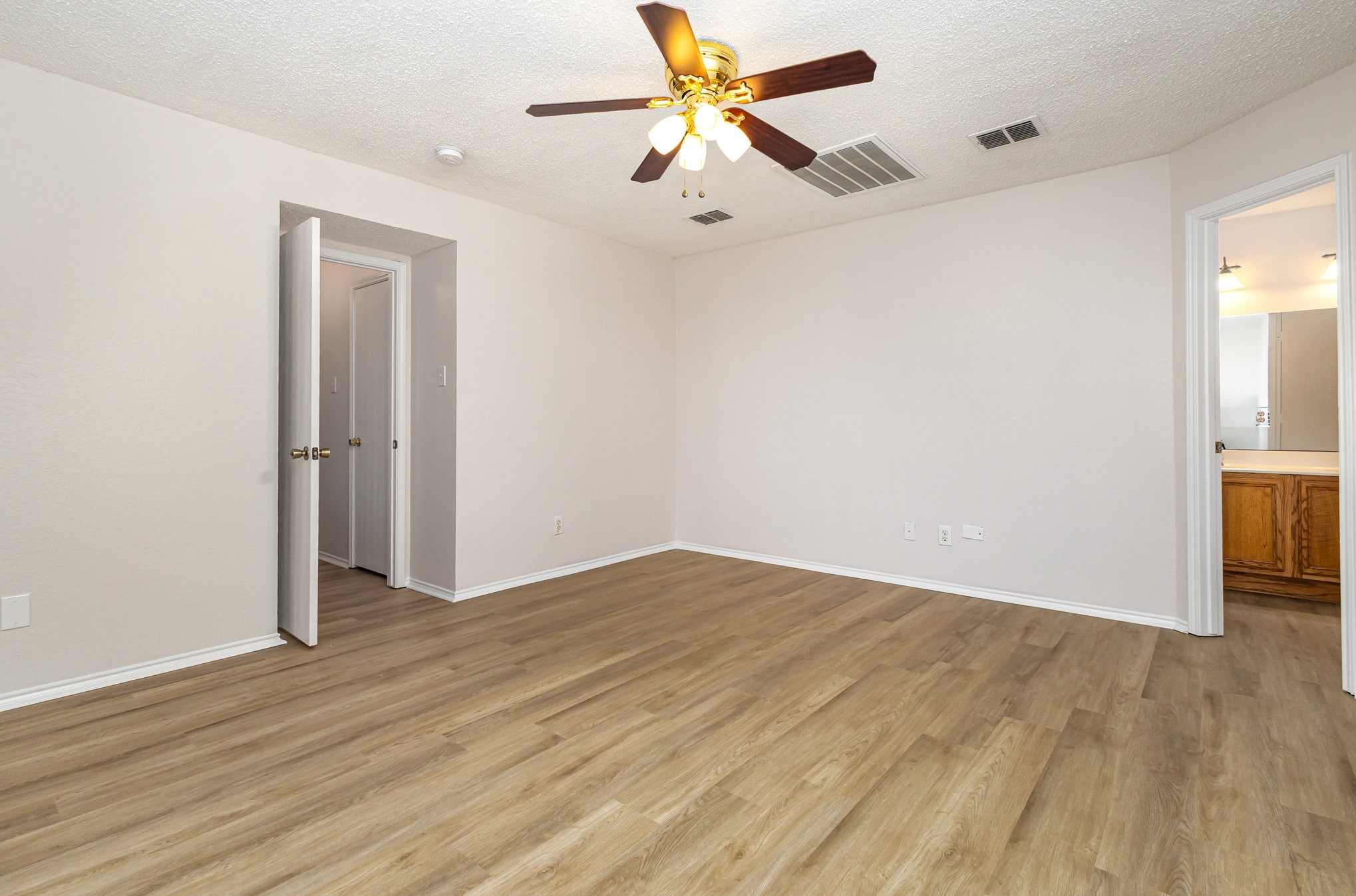 1484 Glenwick Drive