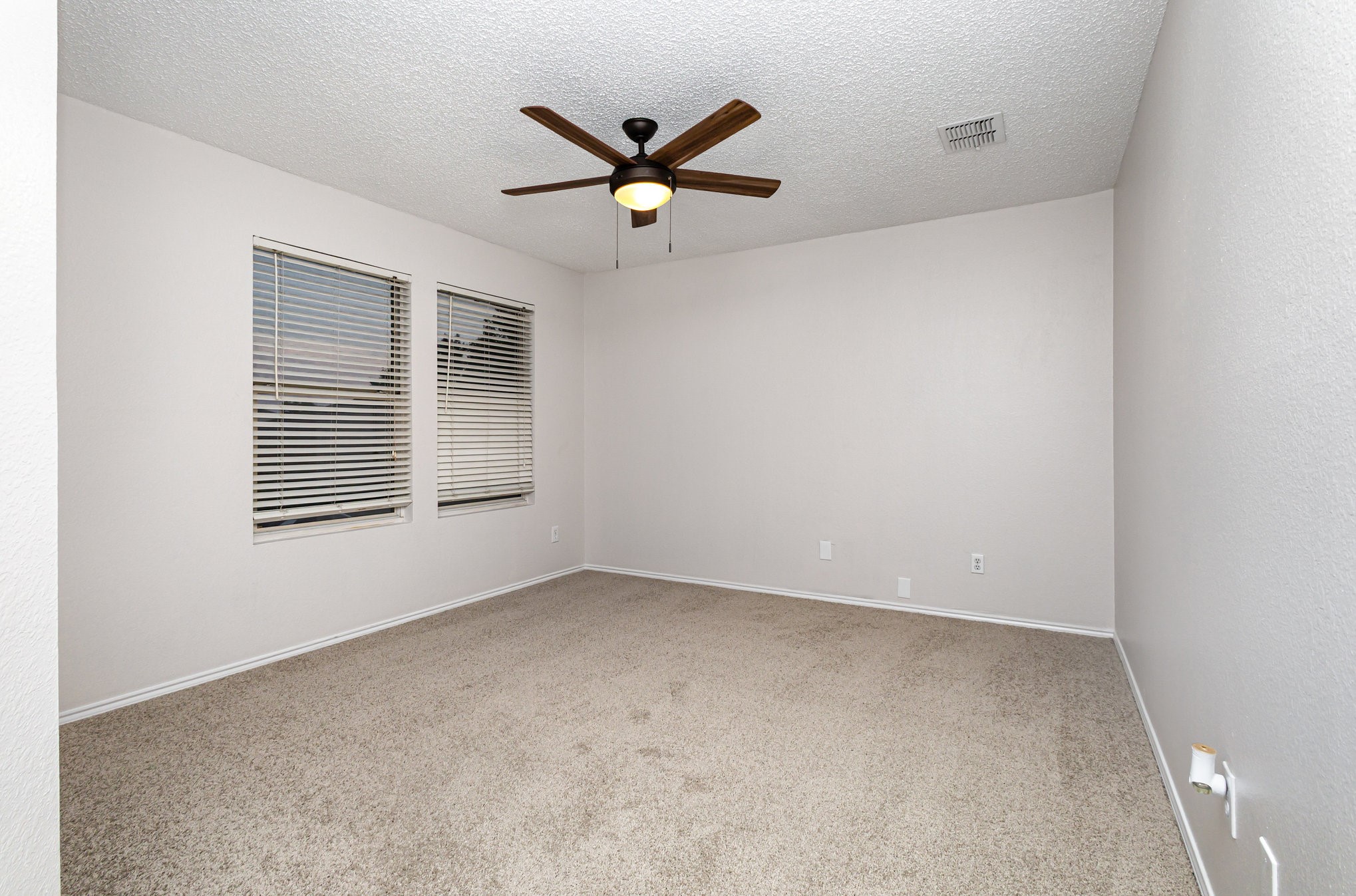 1484 Glenwick Drive